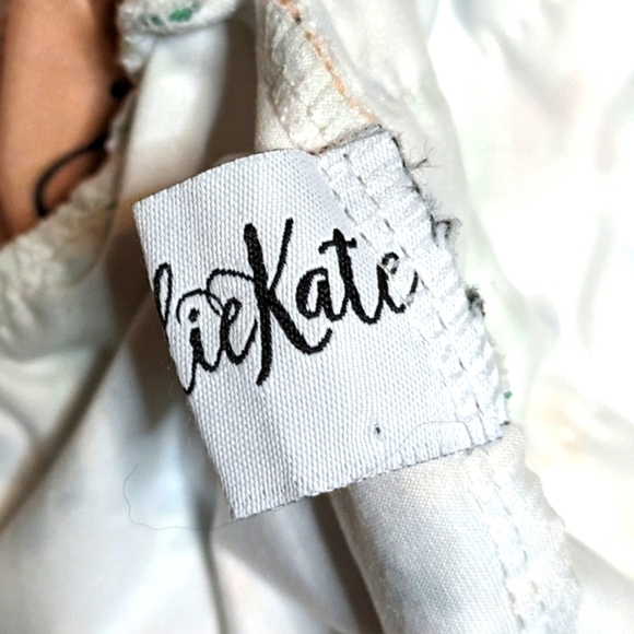 Wellie Kate Halter Romper Ruffle Floral Baby Girls 6-12 Months - Picture 5 of 6